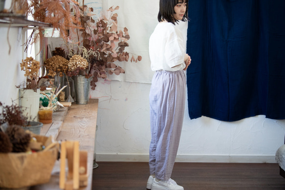 Linen＆OrganicCotton　Wガーゼゆったりパンツ【ラベンダー染め】 5枚目の画像