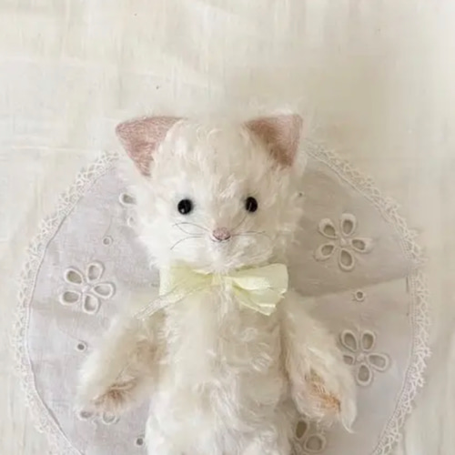 着せ替えが出来る白ねこちゃんのぬいぐるみ ぬいぐるみ marucoro 通販