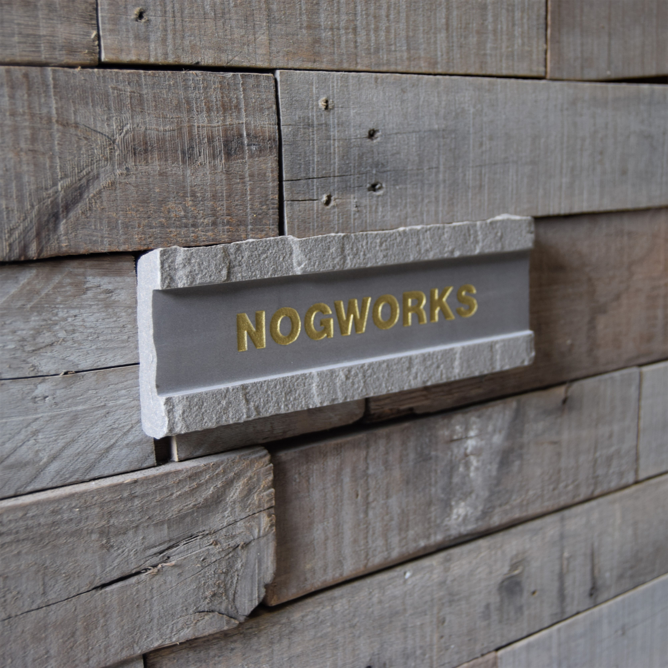 サンドストーン（グレー）表札【200㎜×70㎜】