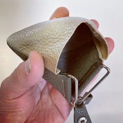 Dog ear coin case〜犬の耳の様な可愛いフォルムのコインケース〜(姫路レザー) 4枚目の画像