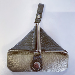 Dog ear coin case〜犬の耳の様な可愛いフォルムのコインケース〜(姫路レザー) 1枚目の画像