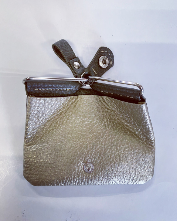 Dog ear coin case〜犬の耳の様な可愛いフォルムのコインケース〜(姫路レザー) 2枚目の画像