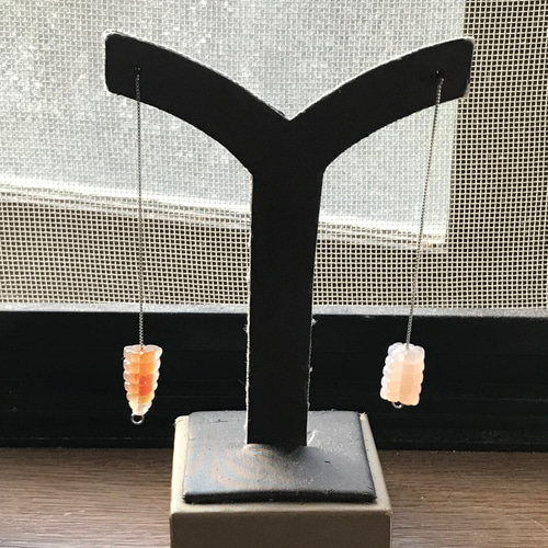 ゴビ石−1104 ゴビ瑪瑙 手彫り トウモロコシ