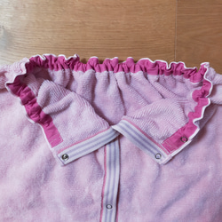 泳池捲毛巾包裹毛巾粉紅色 第2張的照片