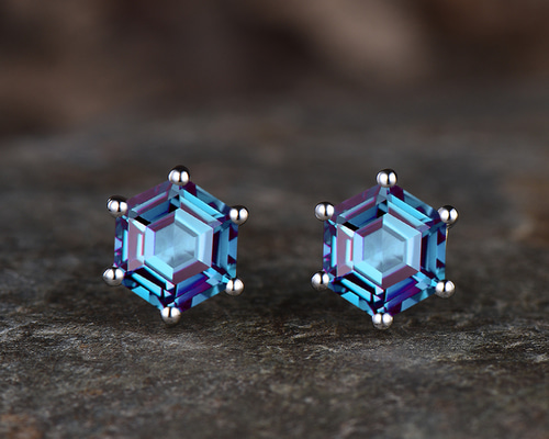 5716cffbedc3f779258cde77cb53fa