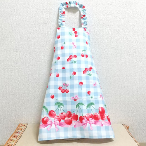 チェリー（ライトブルー）子供用エプロン 90～160cm【首回り・腰回りの