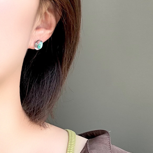 つけっぱなしOK 〈 海蛍 〉ピアス/イヤリング サージカル