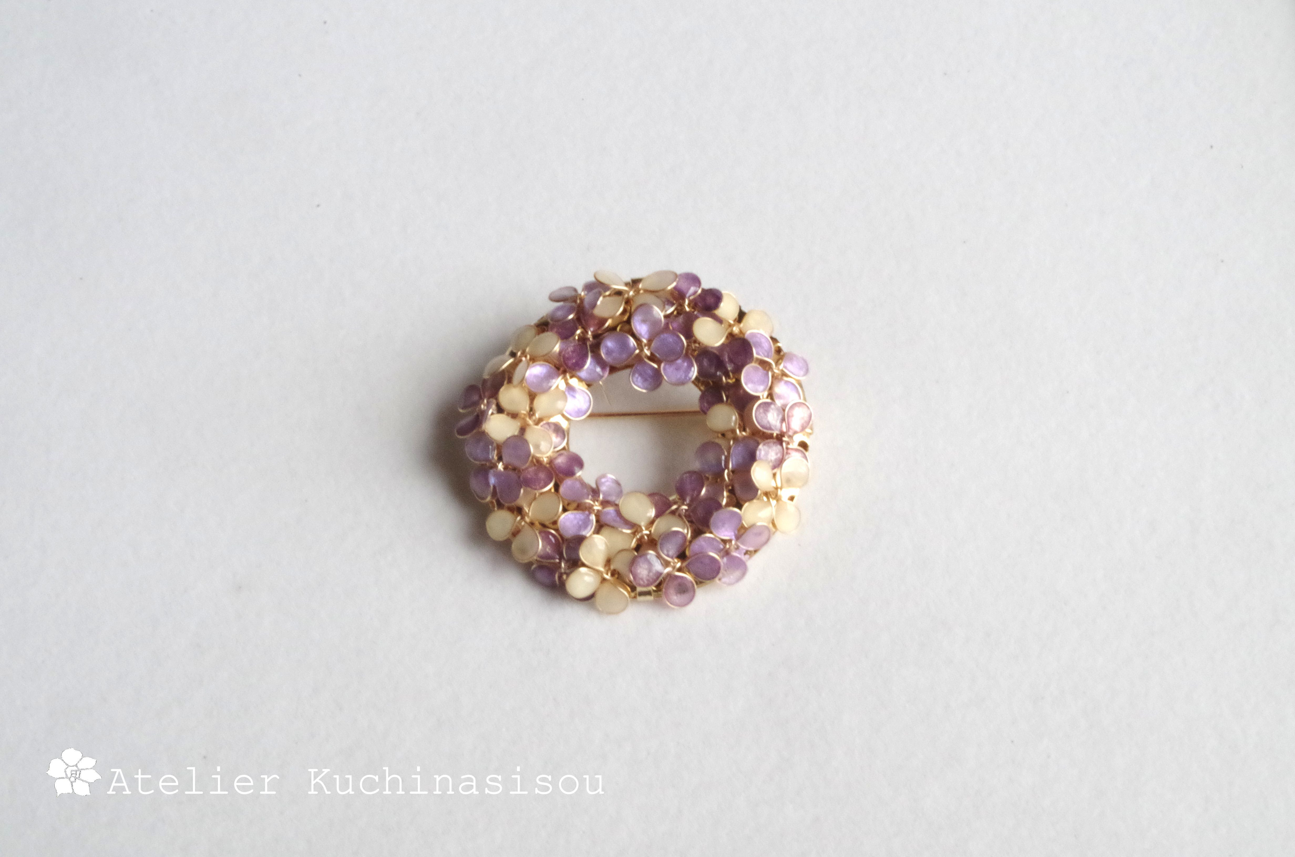 【受注製作】マニキュアフラワーの紫陽花のブローチ〈紫〉