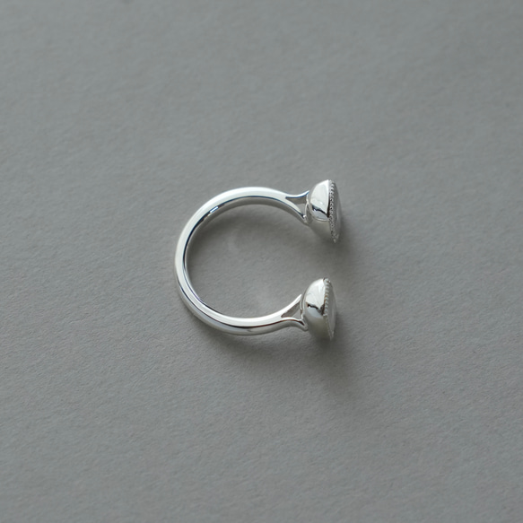 ロイヤルブルームーンストーン《フォークリング》シルバーカラー Fork ring フリーサイズ指輪 4枚目の画像