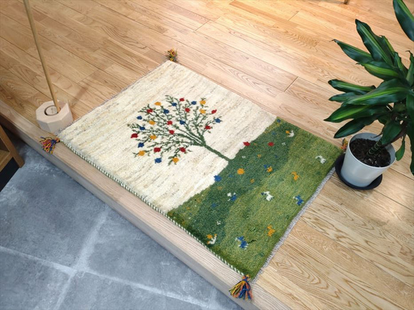 ペルシャ ギャッベ 玄関マット 90×62cm アイボリー 緑 ザクロの木