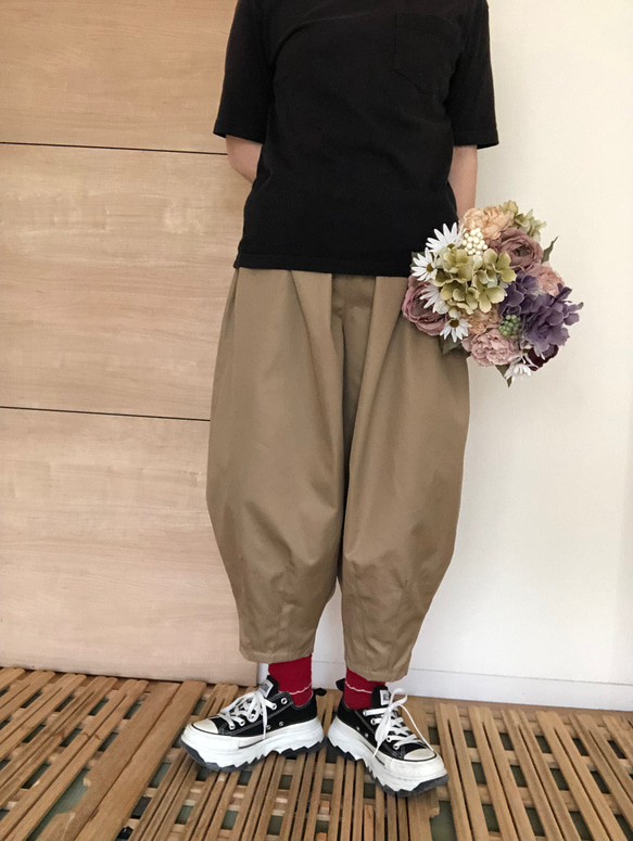 人気☆再販】ゆったりサーカスパンツ☆ボールパンツ☆チノベージュ生地 