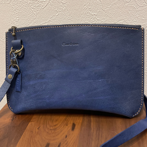 ヌメ革ショルダーバッグ クラッチバッグ アラスカレザー 本革 ハンドメイド手縫い ヌメ革ショルダーバッグ クラッチバッグ アラスカレザー 本革