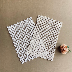 ２枚セット手編み＊選べる２色♢フェンスの向こうのちいさな花　紅茶染めアイボリー／ホワイト　クロッシェレース　ドイリー 10枚目の画像