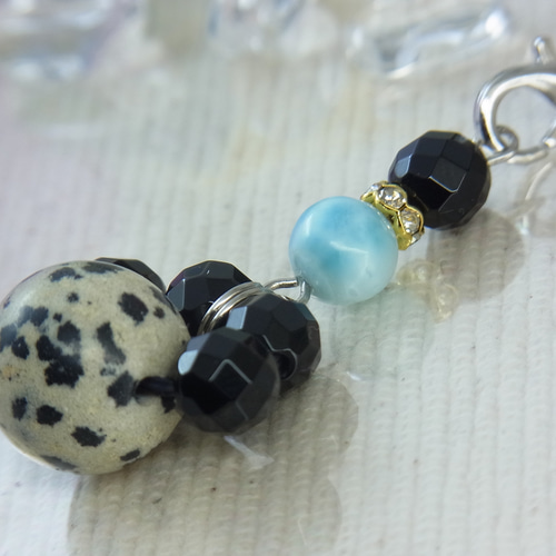 ♥高品質ラリマー＆肉球♥まん丸可愛い ストラップ プレゼント