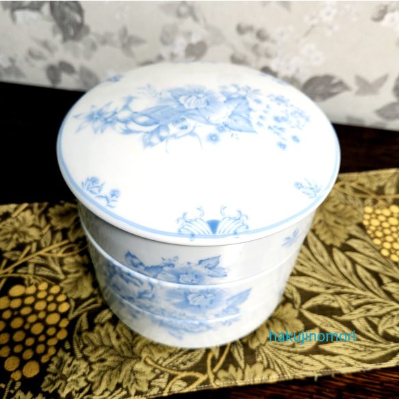 三段重　お正月やクリスマス、お茶会にもおすすめ 