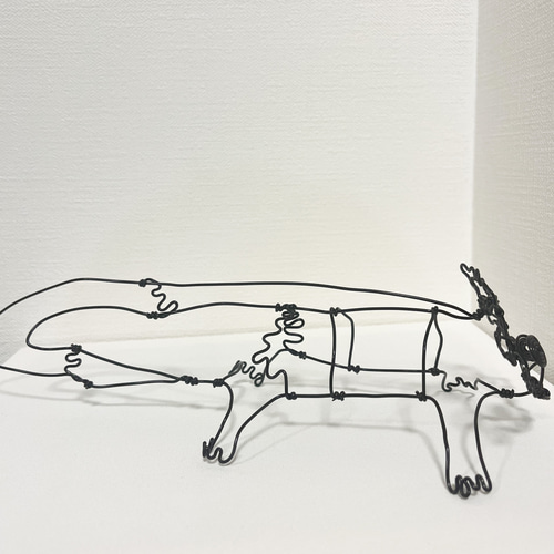 ウーパールーパー メキシコサラマンダー 立体 置き型 ワイヤーアート