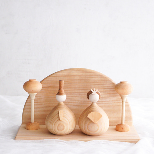 T013【 Ohinasama 】 木製ひな人形 雛人形 お雛様 おひなさま 名前札