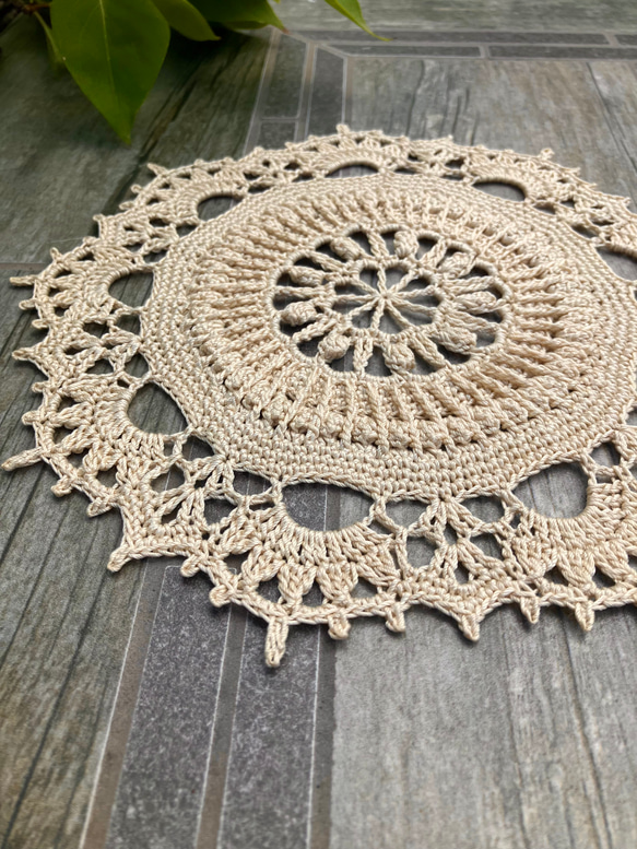 レース編みドイリー Baby doily (big) 4枚目の画像