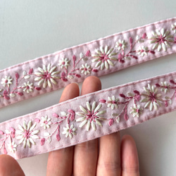 【50cm】インド刺繍リボン　ピンク　シルク　SS746 2枚目の画像