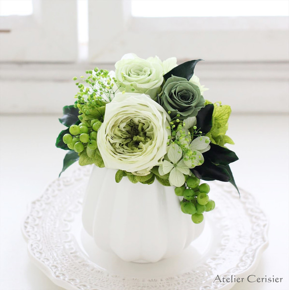 プリザーブドフラワー＜フルーレット＞ミントグリーン バラ ミニアレンジ【お祝い】 1枚目の画像