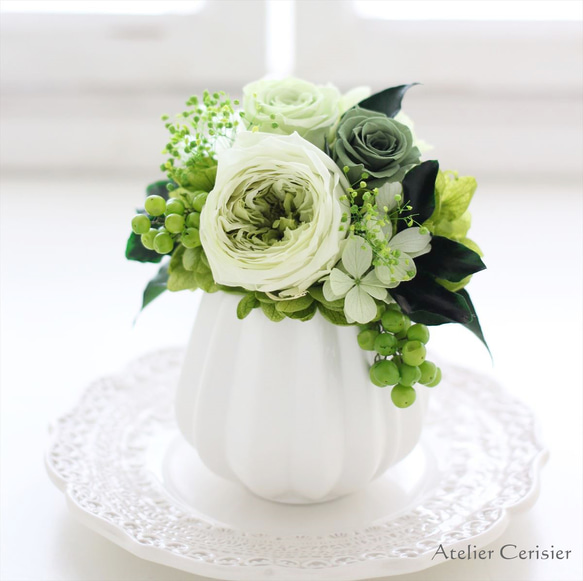 プリザーブドフラワー＜フルーレット＞ミントグリーン バラ ミニアレンジ【お祝い】 4枚目の画像