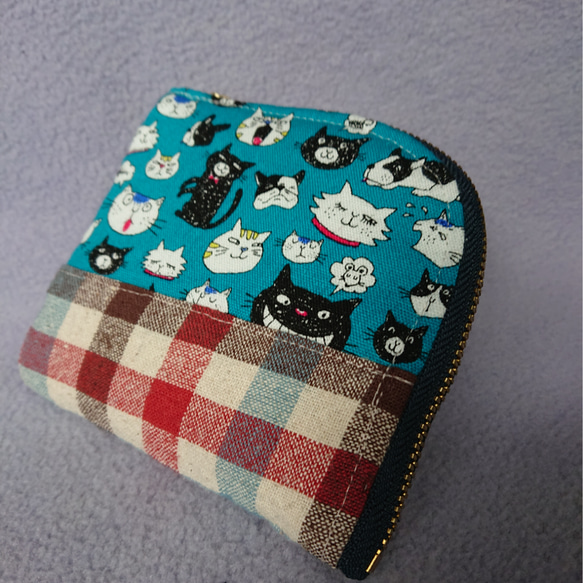 おとぼけネコたちのミニL字ファスナー財布  ときどきミニポーチ 1枚目の画像