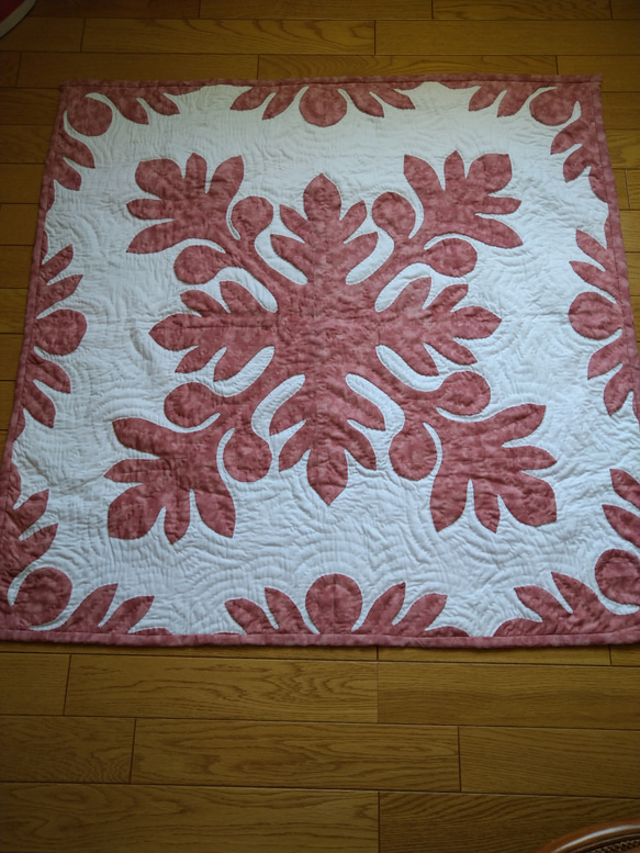 ハワイアンキルトタペストリー（手縫い） 