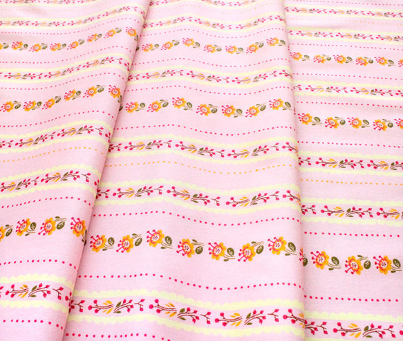 カットクロス Windham Fabrics / West Hill / Floral Stripe Pink 4枚目の画像