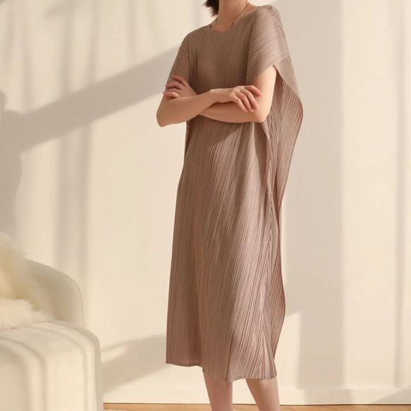 PLEATS PLEASE ロングワンピースグリーンスリット入りサイズ3