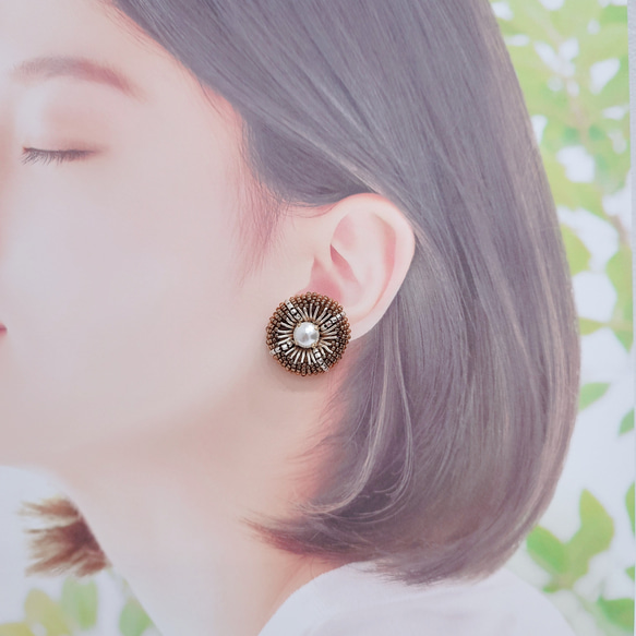 【pierce/earring】クールな丸ピアス/イヤリング[マスタードイエロー][オートクチュール刺繍] 6枚目の画像