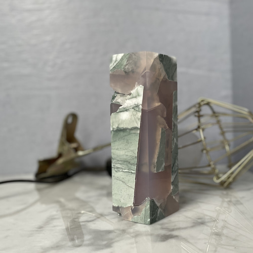 大理石×樹脂 オブジェ 立体・オブジェ 関ヶ原石材（株）アトリエ室