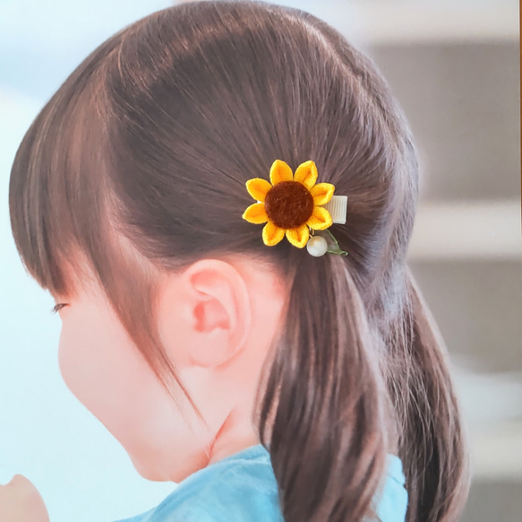 つまみ細工 ひまわりの髪飾り//浴衣.甚平/夏祭り.花火大会/＊ベビークリップ＊＊ 3枚目の画像