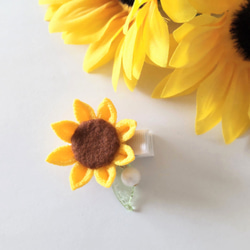 つまみ細工 ひまわりの髪飾り//浴衣.甚平/夏祭り.花火大会/＊ベビークリップ＊＊ 11枚目の画像