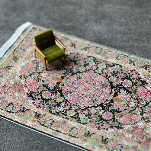 ペルシャ絨毯　ミニ　シルク　タペストリー　額縁　壁掛け　ドールハウス　シルク絨毯 ペルシャ絨毯ミニシルクタペストリー額縁壁掛けドールハウスシルク絨毯