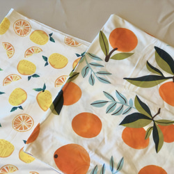 Fruits  swaddle　果実　フルーツ柄　おくるみ　スワドル　出産祝い　ギフト　新生児　ベビー用品　ベビー 4枚目の画像