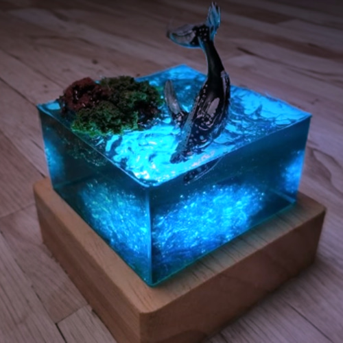 The whale dive‖(オーシャンレジンランプ)海のインテリア The whale dive‖(オーシャンレジンランプ)海のインテリア