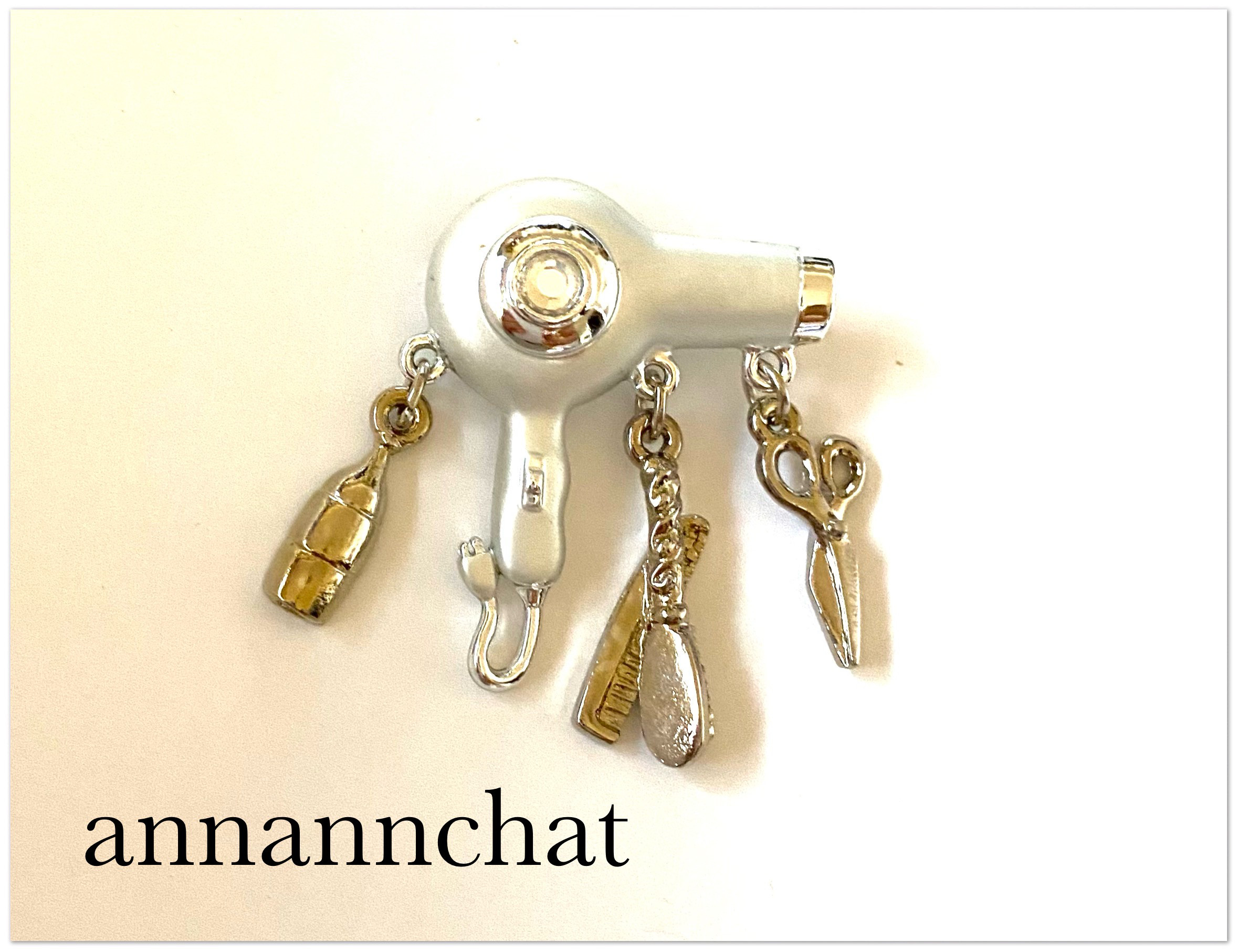 【ビンテージ　美容師さんの道具　ブローチ】父の日