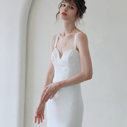 オフホワイト　フレンチ　サテン　ウエディングドレス 2枚目の画像