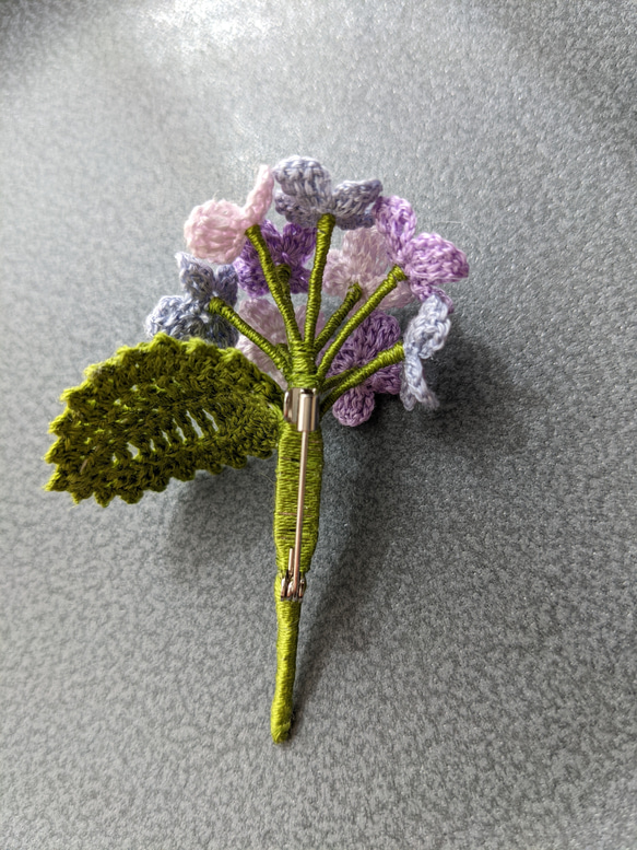 紫陽花のブローチ（紫） 4枚目の画像