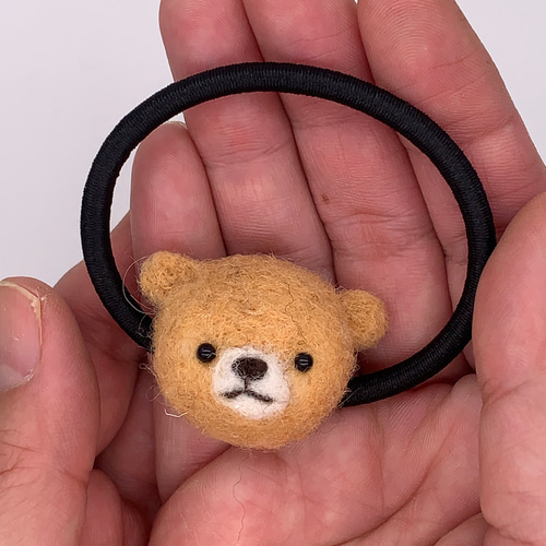 羊毛フェルト・くまさんのヘアゴム（オレンジ） ヘアゴム a little