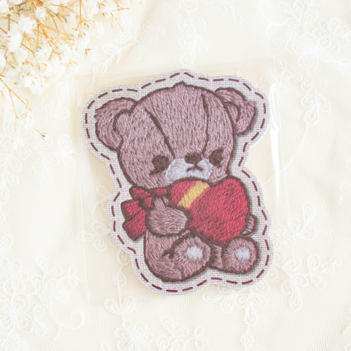 ダイカットメモ - ワッペン風メモ テディベア(くま) / 刺繍イラストNo