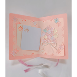 二つ折りメッセージカード、お誕生日、出産祝いなどに。 1枚目の画像