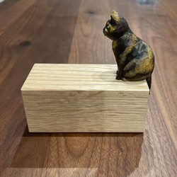 木彫のねこ　ぽっちゃりさび猫 3枚目の画像