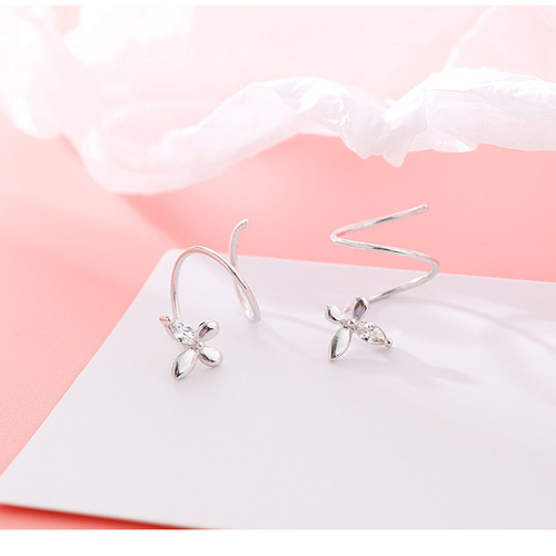 ダブルシンプル小さめ重ね付けつけっぱなし小ぶりフープピアスs925