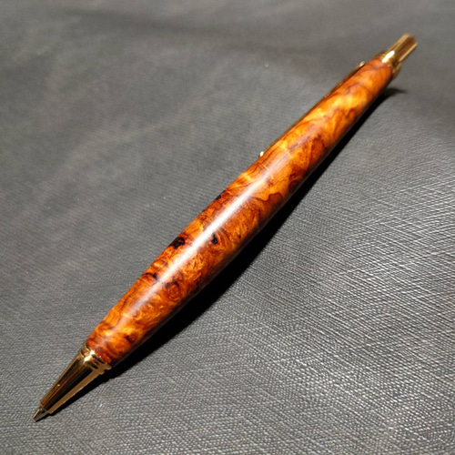 屋久杉？ 木軸 木製 ウッドレジン シャープペンシル 屋久島産【天然