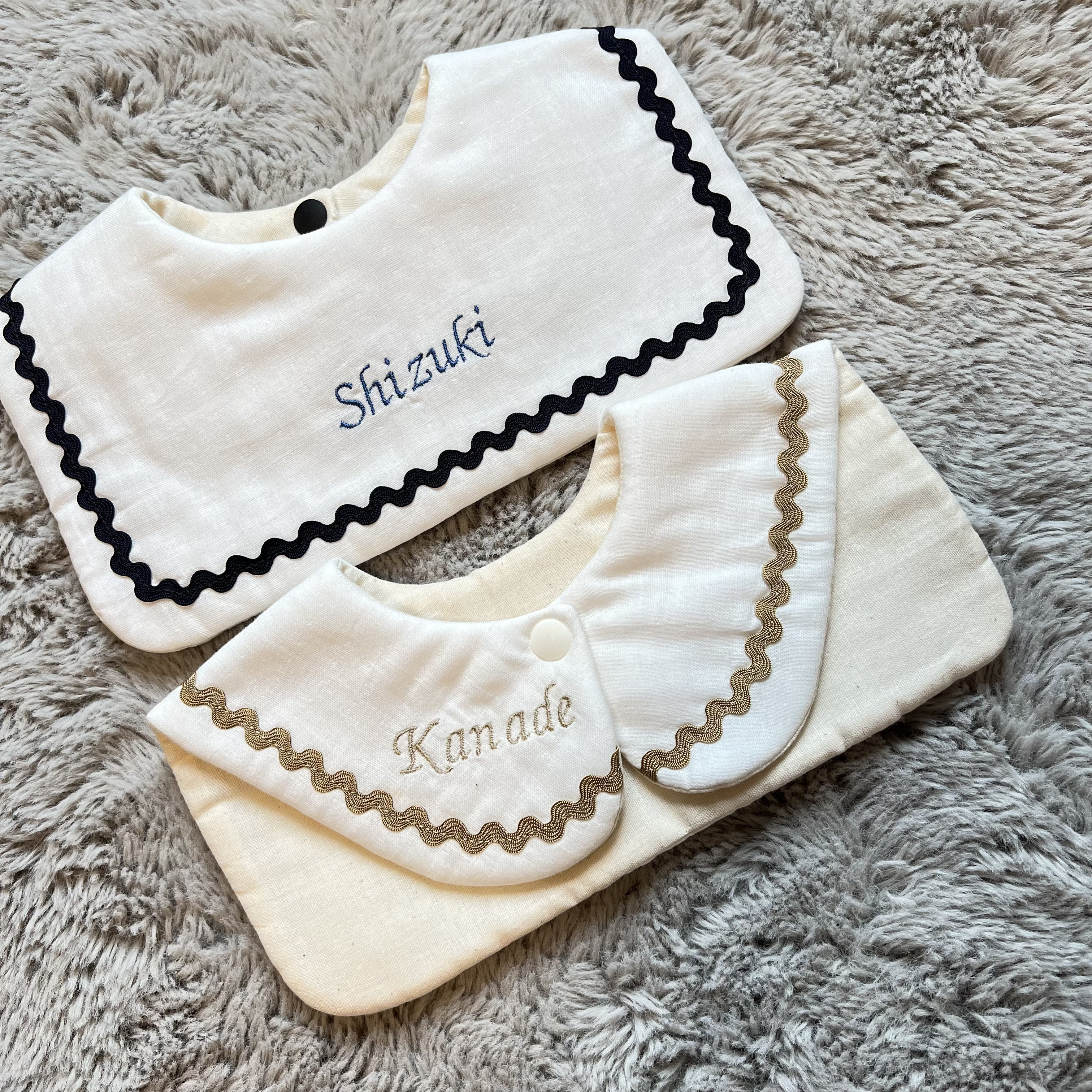 まあるいスタイ☆ハンドメイド☆よだれかけ ☆手刺繍（オーダー