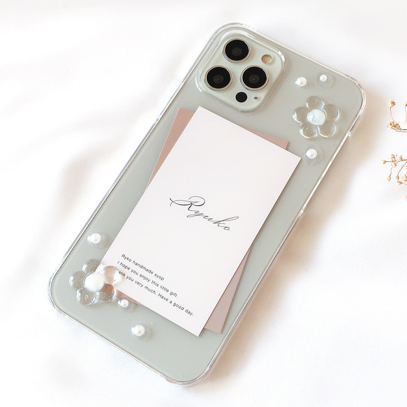iPhoneケース まんまるフラワーのスマホケース【クリアホワイト 
