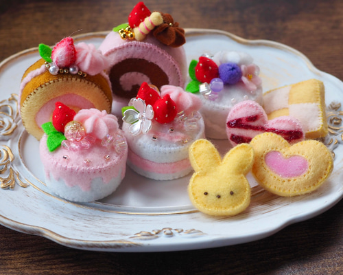 coccページ＊フェルトケーキ ベイクドチーズケーキ⋆*フェルトケーキ - ゆっちフェルト