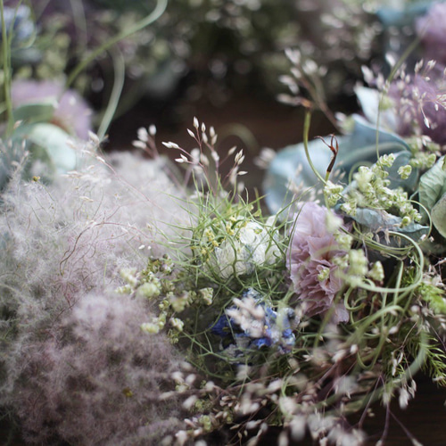 スモークツリーと紫陽花のふんわり水色リースドライフラワー◎20