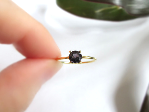 【八月生日石】5毫米高品質「紫銀尖晶石」戒指 第7張的照片